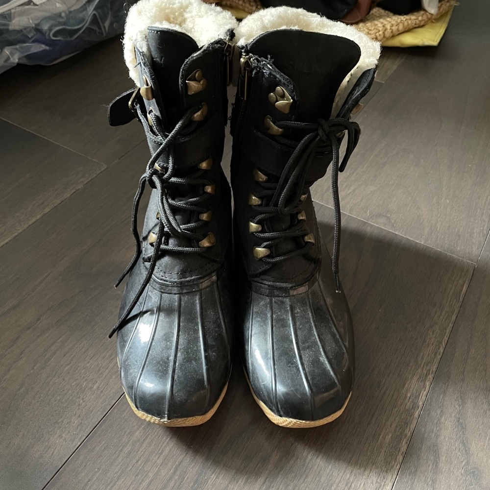 Sperry snow boot